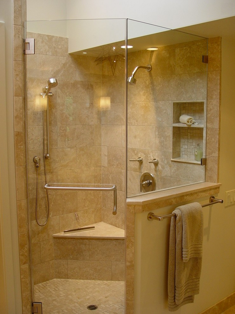Caurspīdīga stikla dušas kabīne vannas istabai
