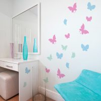 splendide farfalle nel design della foto della stanza