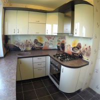 splendidi interni di cucina beige in classico stile fotografico