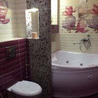arredamento leggero di un bagno con una doccia in foto di colori scuri