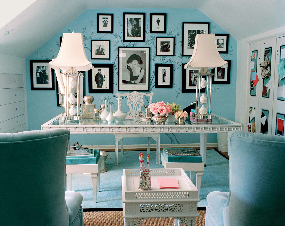 beautiful tiffany color in the style of the corridor