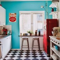 le futurisme dans la conception de la cuisine dans une photo couleur inhabituelle