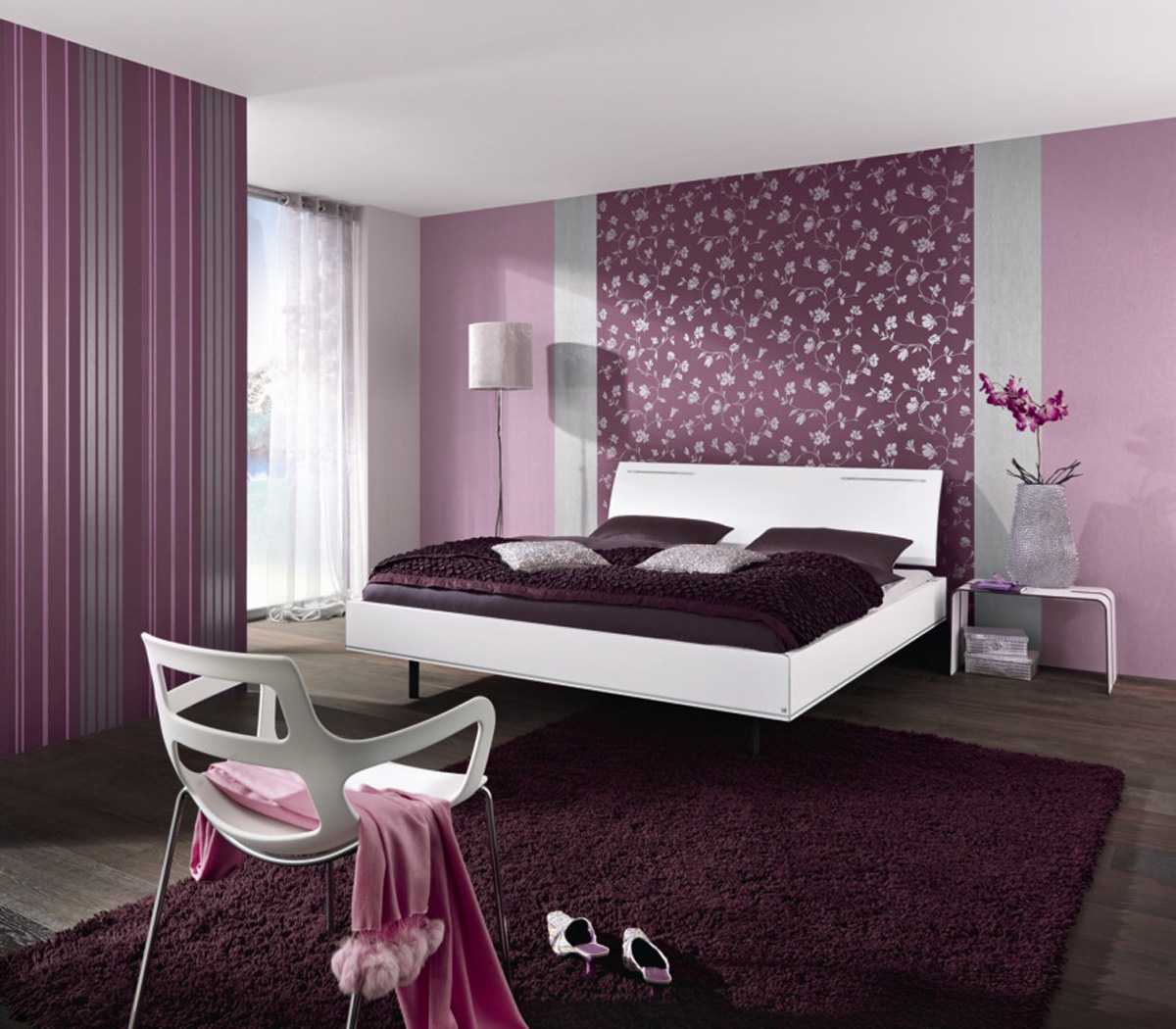 combination of lilac in the design of the living room