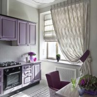 design insolito della cucina in foto tinta viola