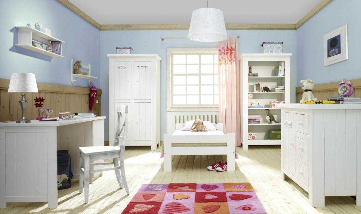 camera da letto in stile leggero in stile svedese