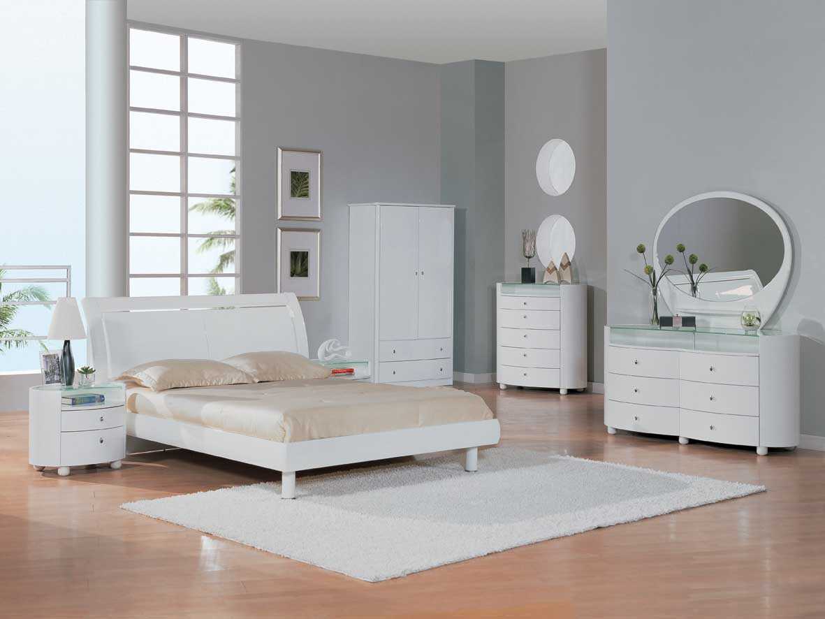 mobili camera da letto bianco brillante