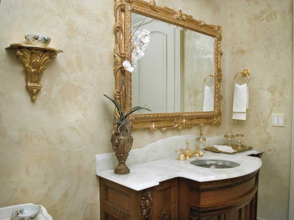 version du plâtre décoratif original dans la conception de la salle de bain