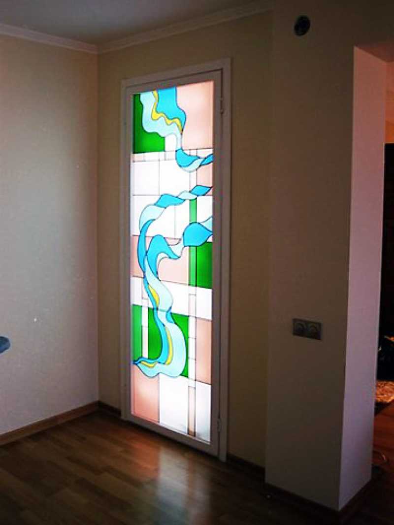 vetrata a mosaico in design per la casa