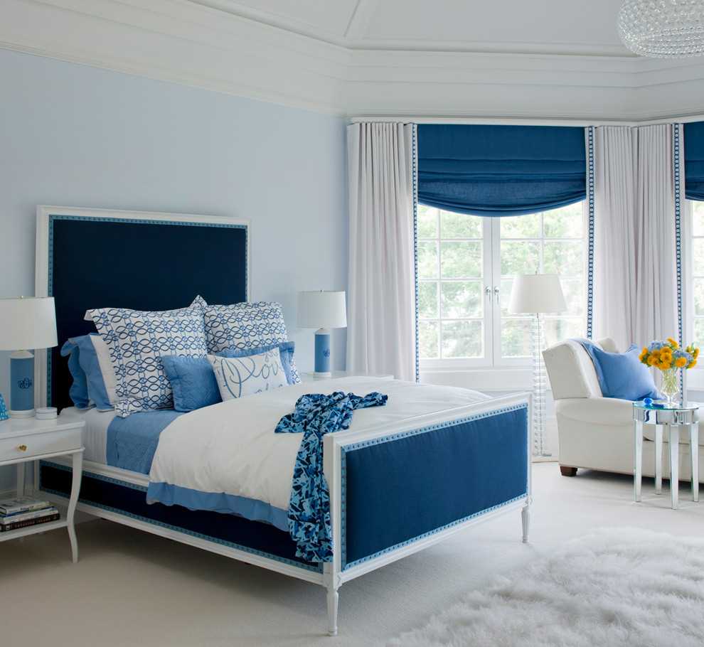 arredamento luminoso camera da letto in blu