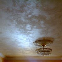 beautiful decoration of the ceiling with photo accessories
