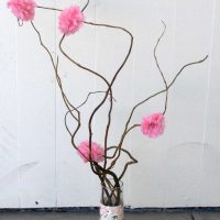 idée d'un décor lumineux d'un vase de sol avec une image de branches décoratives