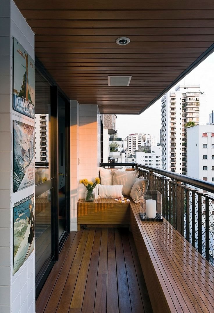 version de l'intérieur moderne d'un petit balcon