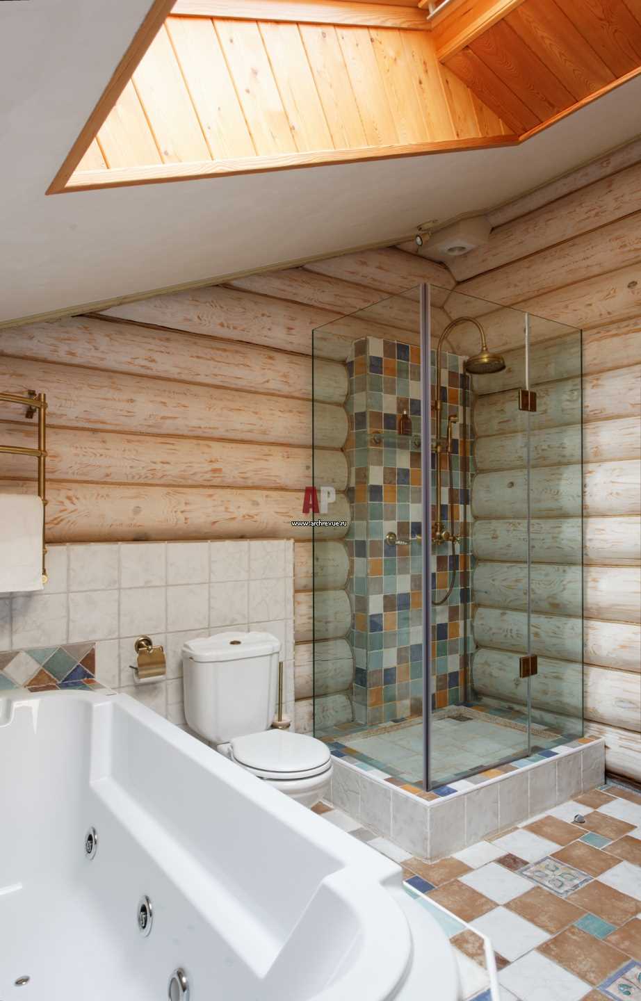 idée d'un style insolite d'une salle de bain dans une maison en bois