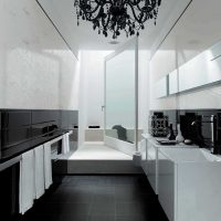 idée d'un intérieur de salle de bain moderne dans des tons noir et blanc photo