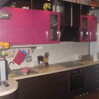 un exemple de beau design de cuisine de 9 m²