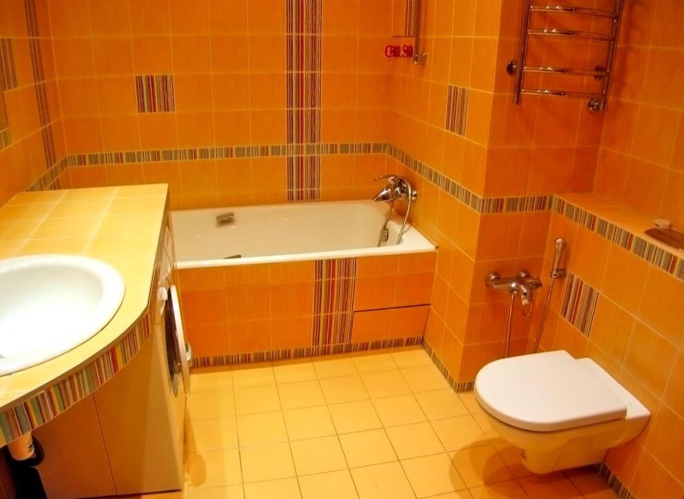 világos fürdőszoba belső
