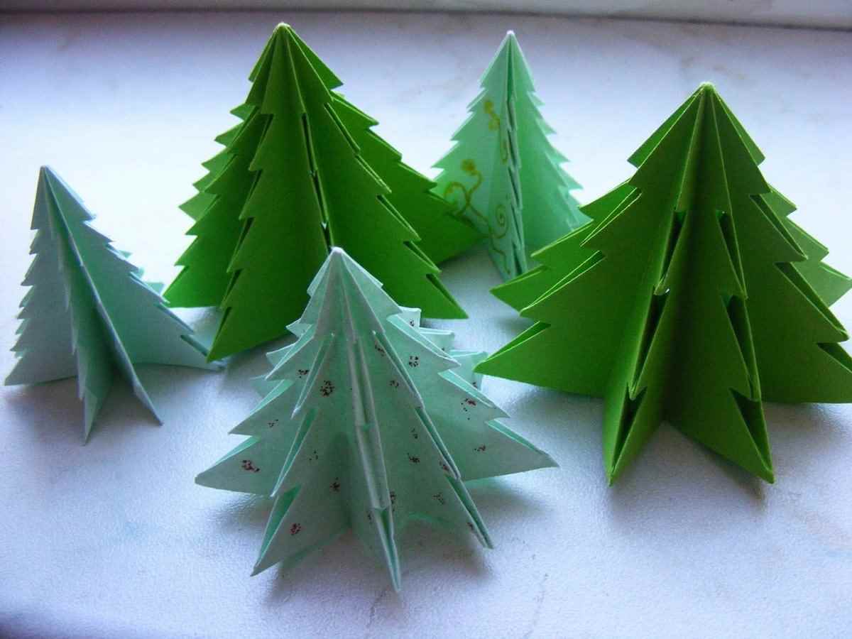 Option de bricolage pour créer un magnifique sapin de Noël en carton