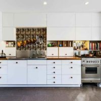 Példa egy konyha világos belső 12 m2-es fotójára