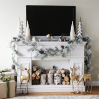 decorate the house for the new 2018 fireplace