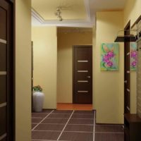 l'idée d'un beau couloir intérieur dans une maison privée