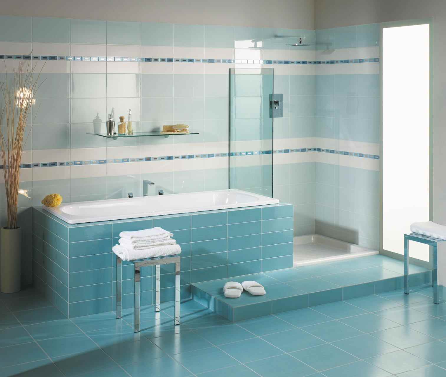 option de décor inhabituel pour la pose de carreaux dans la salle de bain