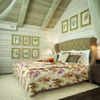 camera da letto in una combinazione di colori verde casa in legno