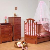 chambre d'enfants pour les meubles nouveau-né