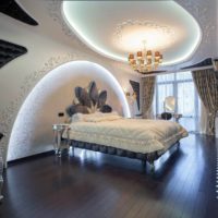 Een voorbeeld van een mooie wanddecoratie op de slaapkamerfoto