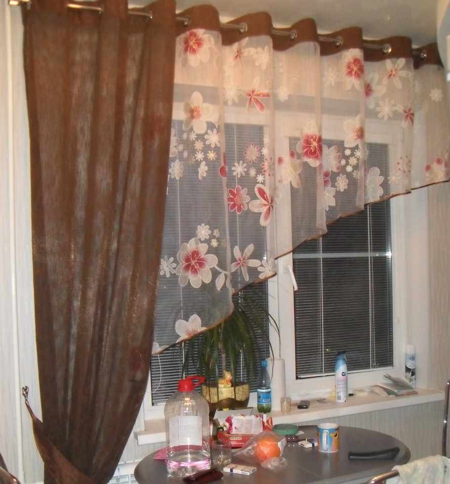 Gražaus virtuvės lango pavyzdys