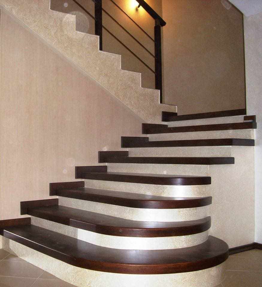 exemple d'un bel intérieur d'escalier