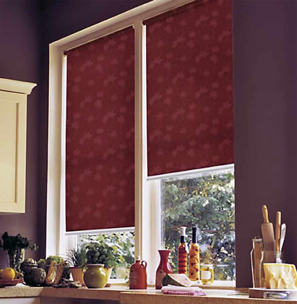 идея за ярък стил на прозореца в кухнята