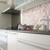 Fine mosaic kitchen apron lining