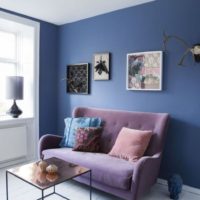 Canapé Lilac dans le salon d'une maison privée