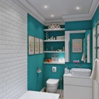 Bēniņu stila vannas istabas interjers