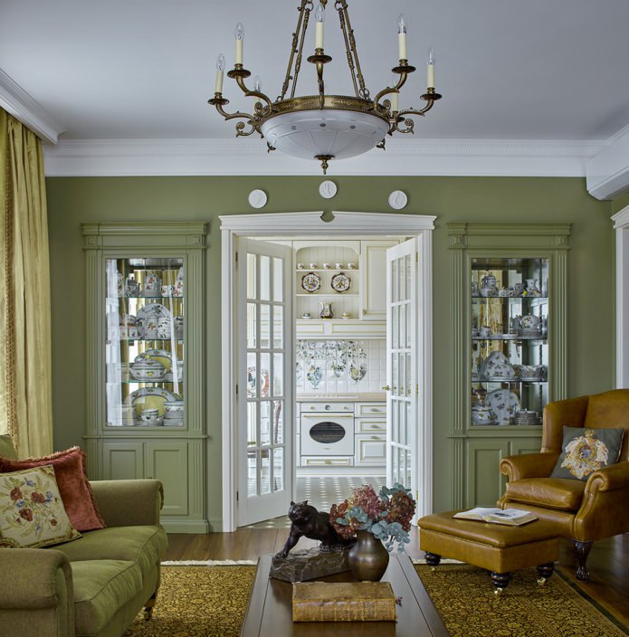 Colore verde oliva in un design di soggiorno in stile classico