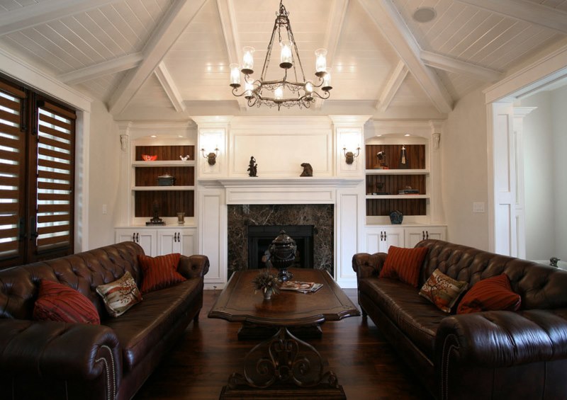 Living room lighting with brown sofas