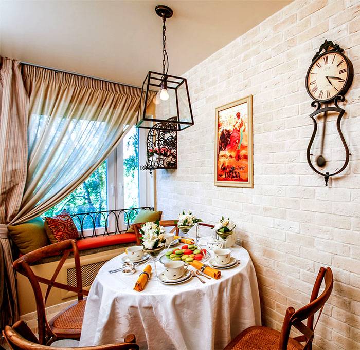Sala da pranzo in stile mediterraneo