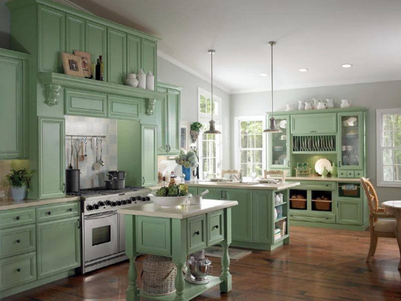 Intérieur de cuisine de style classique vert