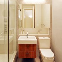 Éclairer une salle de bain compacte à Khrouchtchev