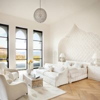 Bijela spavaća soba u orijentalnom stilu