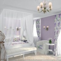 Lila színű hálószoba belső