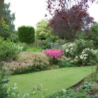 Engelse gazon aangelegde tuin