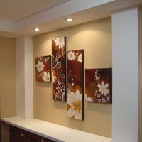 Hallway design with modular paintings