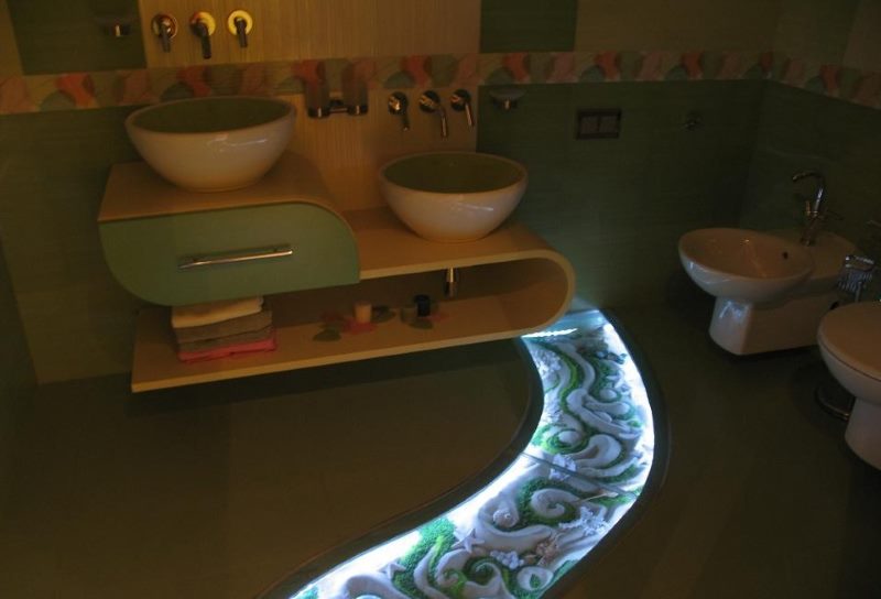 Éclairage au sol décoratif à l'intérieur de la salle de bain