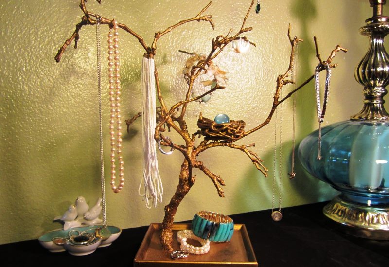 Cintre de bricolage pour les bijoux d'une branche