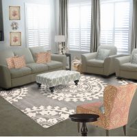 Woonkamerontwerp met grijze meubels