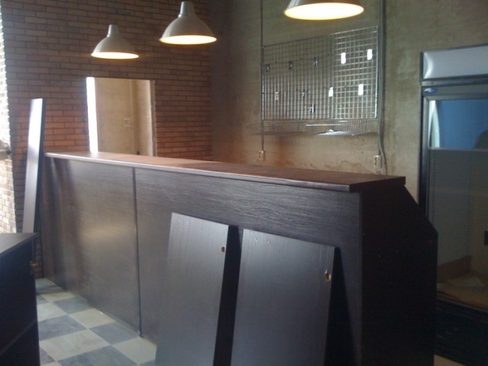 Bar counter of chipboard.