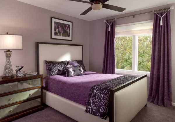 Violet tones are soothing. Association with the color of sunset will prepare the body for sleep. The interior in this color is at the same time calm, soft and stylish.